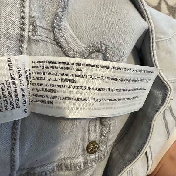 Abercrombie & Fitch Skinny Stretch Jeans Ultra Light Wash Size 6 28 EUC Women’s - Picture 5 of 5